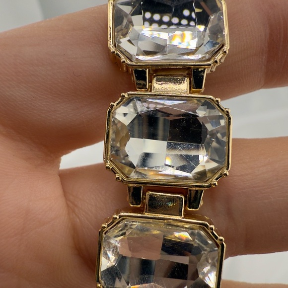 Luxury Gold and White Women\'s Watch with Crystal Accents